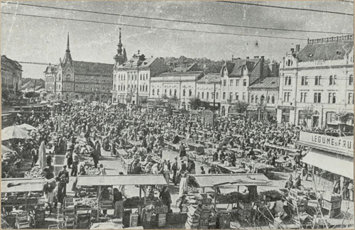Imagine:1957-Piata-Mihai-Viteazu.jpg