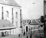Biserica Sfântul Mihail cu portalul baroc 1887